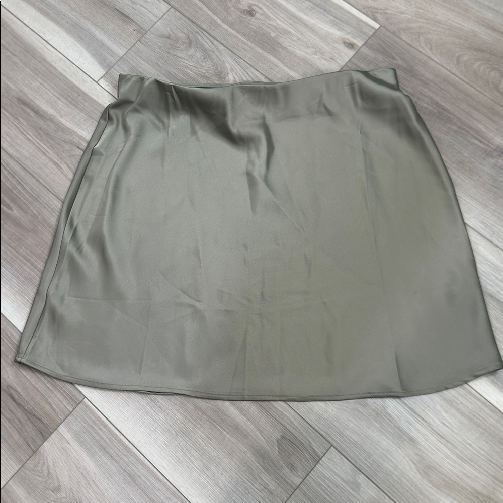 Banana Republic sage green satin mini slip skirt size large